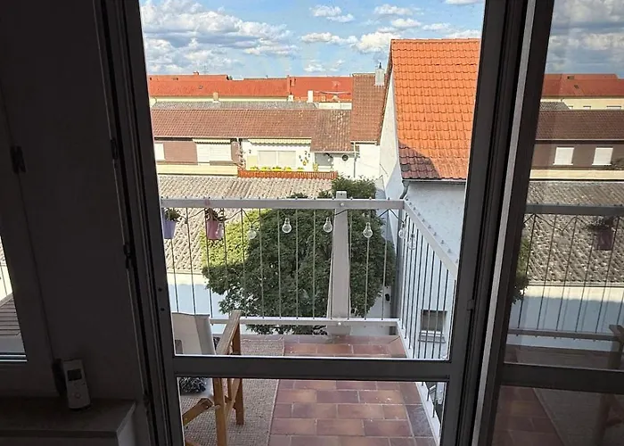 Stilvolle Mit Parkplatz Rülzheim