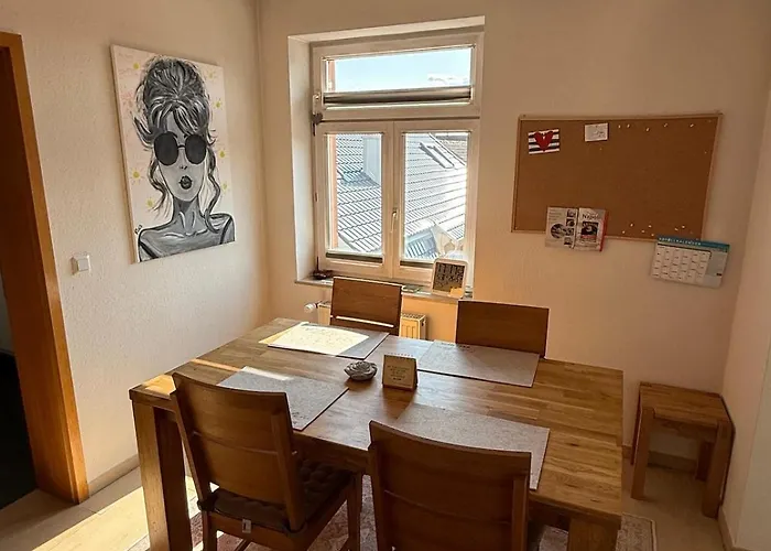 Stilvolle Mit Parkplatz Rülzheim